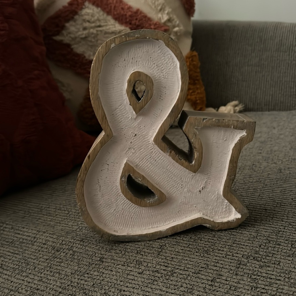 & symbol decoration